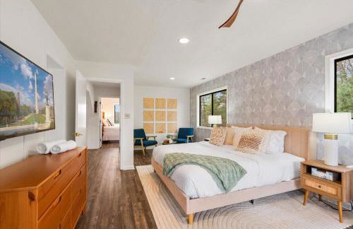 Resort Getaway - Golf, BMX trail, Hot Tub & Arcade! - Foto 43