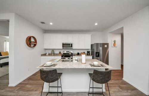 Marice Escape at Fulshear with Community pool - Foto 25