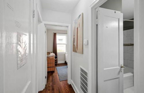 Private House + Yard Central Location to all RVA - Foto 47