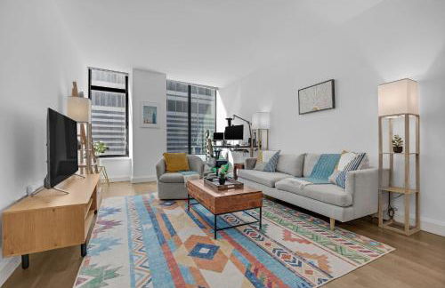 FiDi 1 BR w Work Setup by Anyplace - 11687 - Foto 1