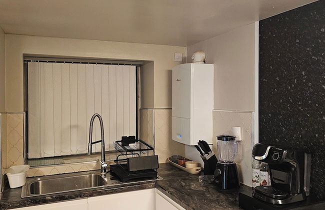 Basement Apartment Near City Centre - Foto 7