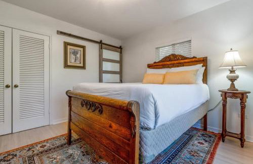 The Garden House Hot Tub Pool and Lush Garden Oasis - Foto 5