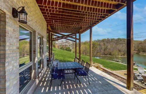 Outdoor Spa and Dock! Scenic Norris Lake Retreat - Foto 2