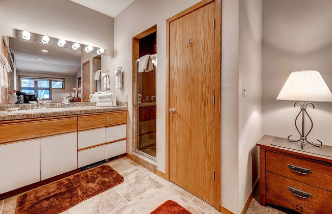 River Glen Condos by CRMR - Foto 5