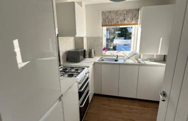 Lochside Hub - Photo 2