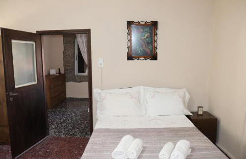 Mary's house - Photo 20