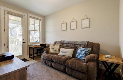 Being here Doing this by Seabrook Hospitality - Foto 18