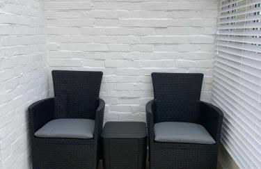 Iris Home in Southsea FREE street parking and pets welcome - Photo 14