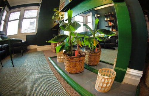 Stylish and artistic flat in Southend on Sea - 2 Double Bedrooms, Free on-street parking - Foto 3