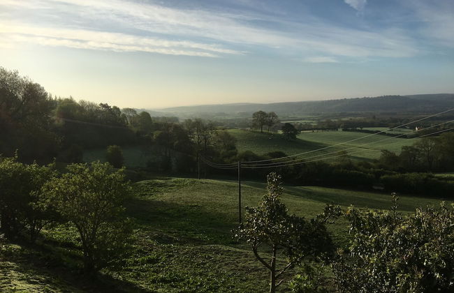 Cottage Sleeps3-fireplace-balcony-garden-mountain - Photo 16