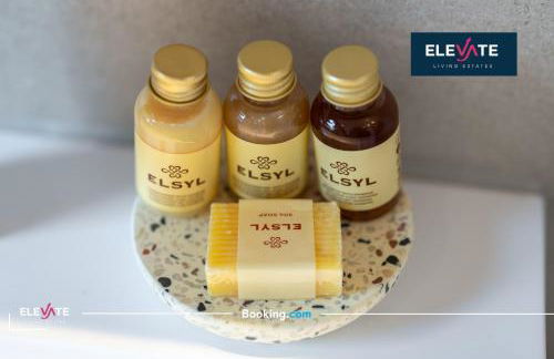 Exclusive Offers I 5 Bedroom House I Free Parking I Sleeps 10 I Elevate Living Estates Short Lets & Serviced Apartments - Foto 10