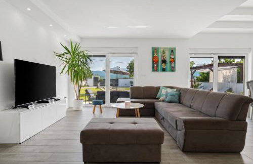 Villa Anja is a 4 bedroom villa with a 32 sqm heated pool near Imotski - Foto 15