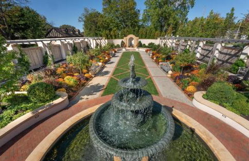 Central Oshkosh Stay - Walk to Lake and Downtown - Foto 18