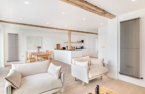 Beach Haven - Photo 3