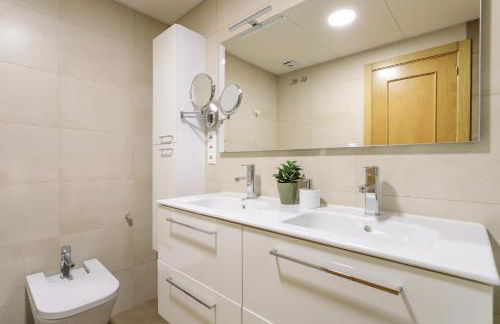 Maikran Signature Exclusive Town Hall Apartment - Foto 23