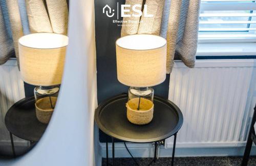 Open Plan - 3 Bedroom House - Garden and Outdoor Seating - Driveway Parking - Short Drive to City Centre - Foto 29