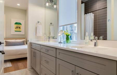 2 Homes, 7BR Rooftop Getaway In Trendy Town Near Downtown, 5 Mins to Nissan Stadium, Less than 10 Mins to Broadway, 24 Hr Hospitality, Great for Groups - Foto 35