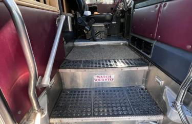 Stay Like a Rock Star Tour Bus in Durham NC - Foto 2