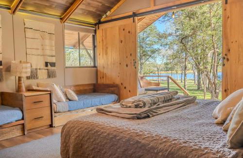 Premium Lakefront Cabin 2 The Magnolia - Foto 4