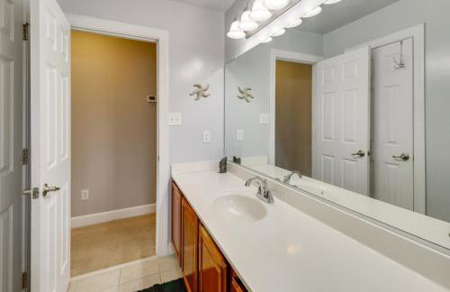 Centrally Located Hampton Roads Home w/ Game Room! - Foto 23