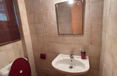 Traditional Wooden Apartment - Photo 26