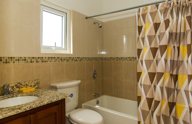 The US Embassy Luxury Apartment - Foto 26