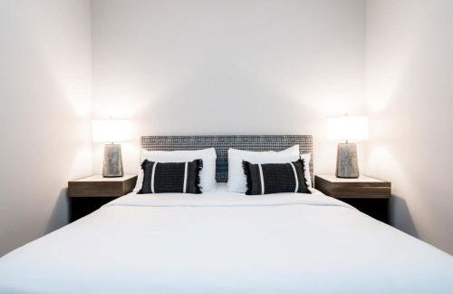 CozySuites Music Row Stunning 2BR -free parking 35 - Foto 14