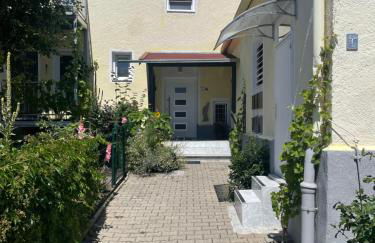 Homestay - Ferienwohnung Apfelgarten - Foto 24