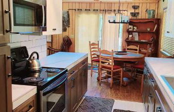 Lakeview Lodge, bookable boat slip! - Foto 10