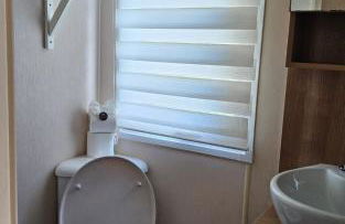 Cosy caravan in Billing Aquadrome - Photo 28