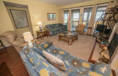 Harbor Island Beachside House - Photo 9