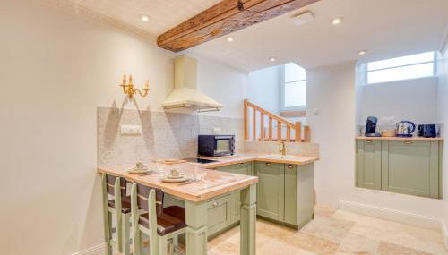 Le Buckingham - CNPE - Meximieux - Foto 3, stove