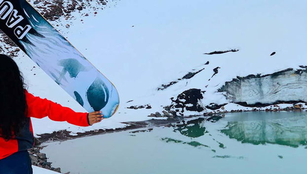 Escursione alla laguna congelata del vulcano Carihuairazo