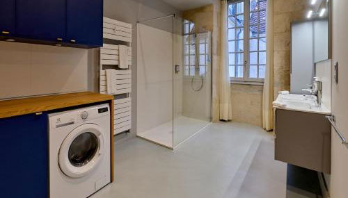 Appartement Vivier - Les Suites du Palais, parking privé, vue cathédrale,2 chambres, by PRIMO C0NCIERGERIE - Foto 3, Shower