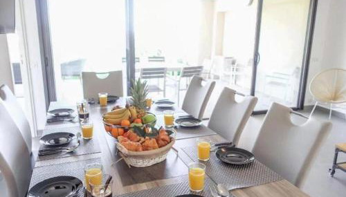 Solaneos propose magnifique T4 neuf sur le port avec Piscine CHAUFFEE - Foto 5