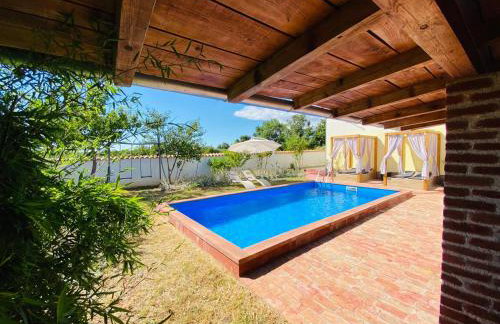 Ema Holiday Home - Foto 50