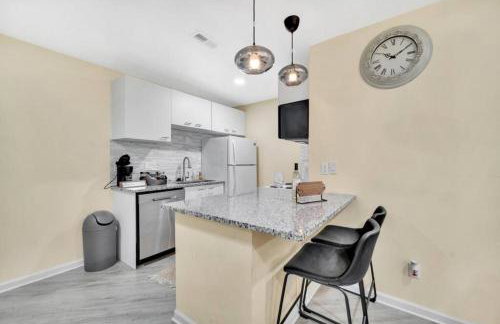 Cozy 2 Bedroom Pineville-Matthews Duplex Sleeps 8 - Foto 21