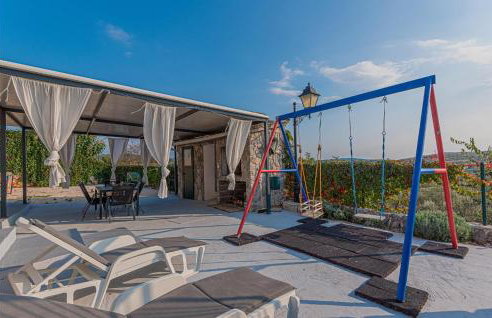 Four-Bedroom Holiday Home In Primosten - Foto 16