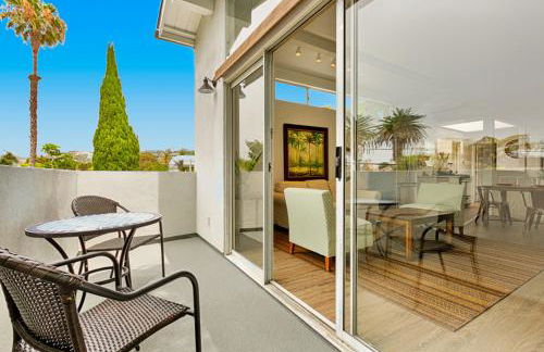 Shores Perfection - Spa, AC, Pet Friendly, Parking, Fire Pit & Massive Private Yard! - Foto 29