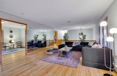 Luxury Villa with Year Round Heated Pool, Sauna, Spa & Fire Pit - Newly Redone - Foto 7