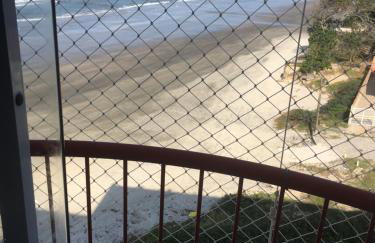 Apartamento pé na areia - Foto 1