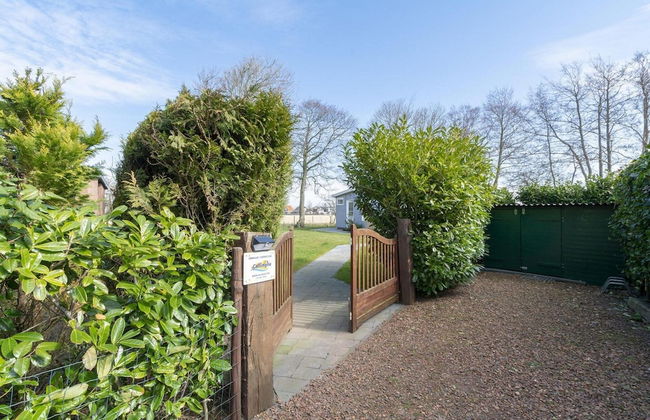 Modern Holiday Home With Large Garden - Foto 12