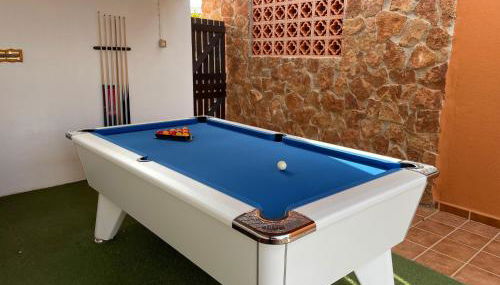 Casa Piedra, Luxury Family Front Line Golf, Hot Tub,Pool Table, 8 pers, Caleta de Fuste - Foto 2