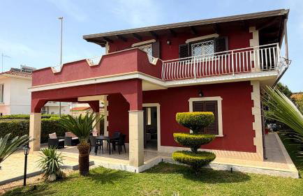 Villa Lucia - Photo 1
