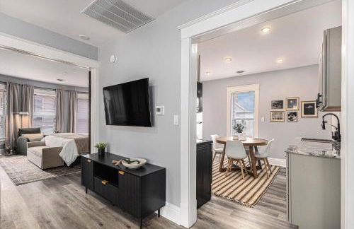 Remodeled Washer Dryer Mins to Beach & Downtown - Foto 17