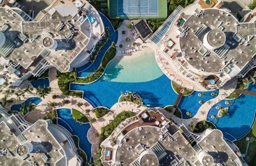 Cobertura em Resort Pé na Areia com Piscina Hidro - Foto 58