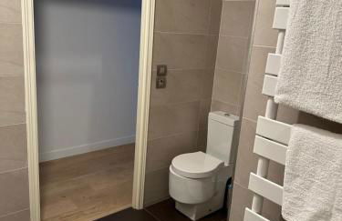 New Upscale 1 bedroom Apartment - Foto 12