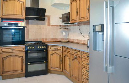 Gorgeous Home In Marcillac-La-Croisille - Foto 6