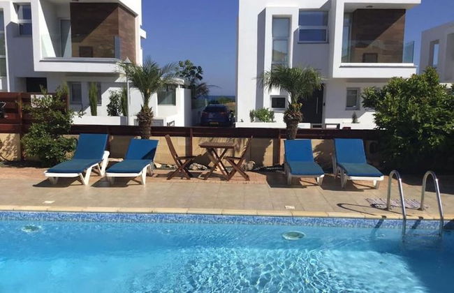 Carolyn Villa , Ayia Napa - Foto 17