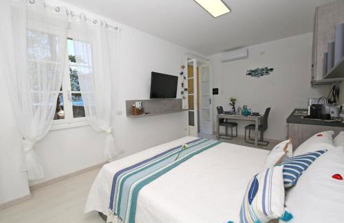 Apartment A lago private beach and parking - Foto 14